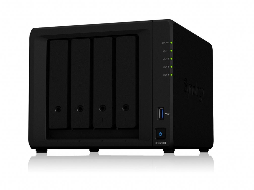 SYNOLOGY_f-DS920+_right-45-add low res