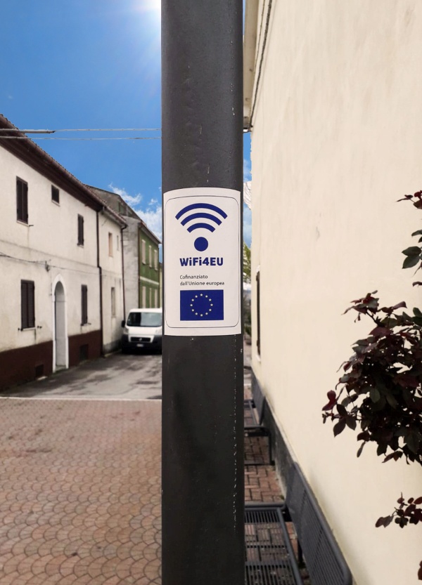 Wi-Fi Cambium Networks