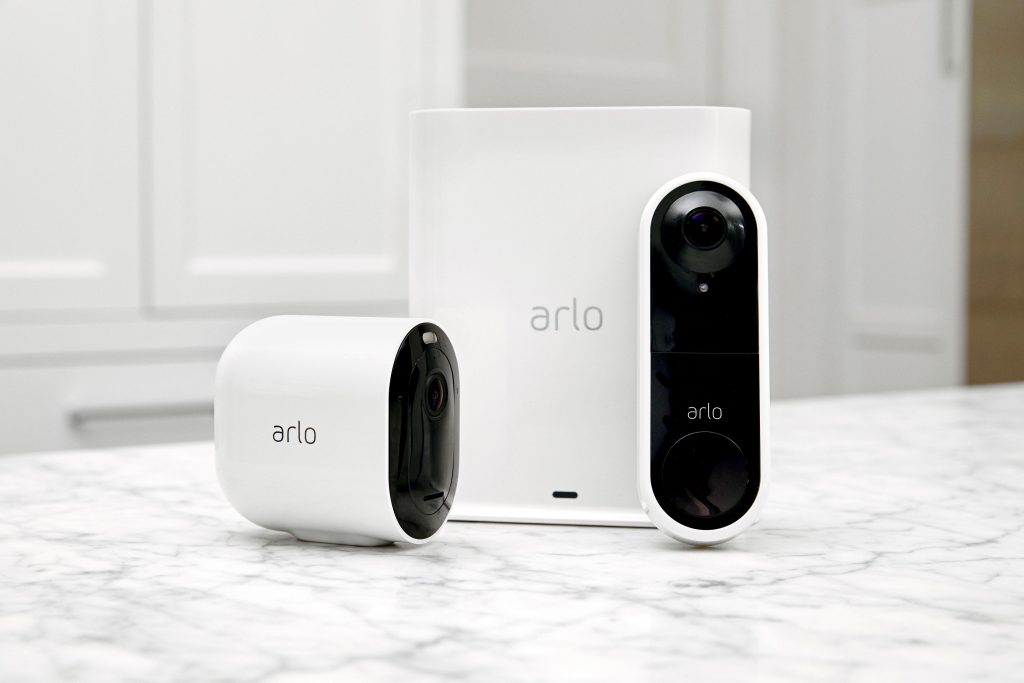 Le soluzioni Arlo per proteggere ciò che hai di più caro arlo pro 4 e video dorbell