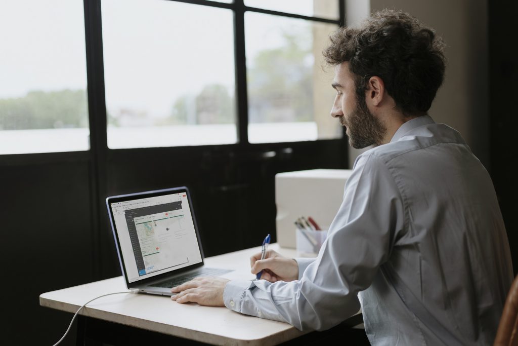 Hotel e tecnologia: ottimizzazione per risparmio energetico e soddisfazione cliente le parole d'ordine