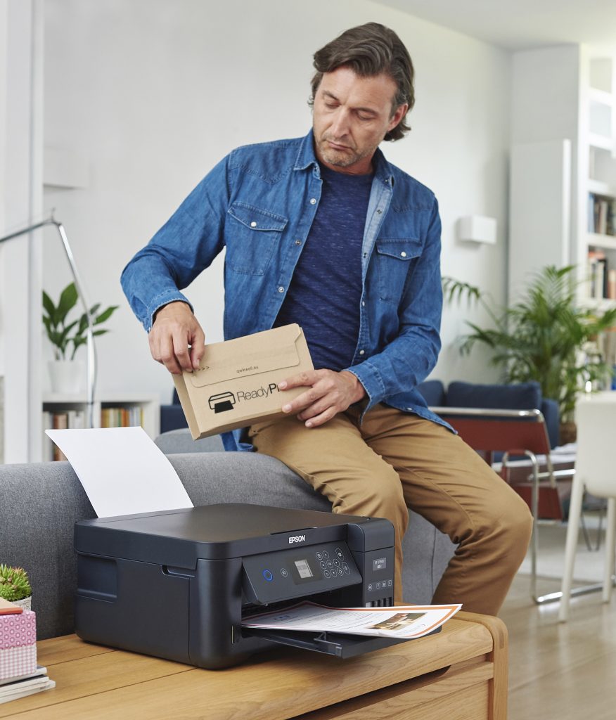 Epson ReadyPrint consente di ricevere direttamente a casa gli inchiostri prima di esaurire quelli in uso 300dpi 15cm