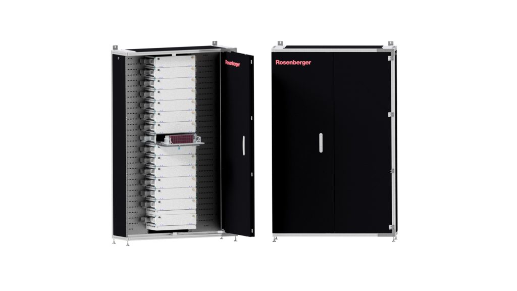 data center-Patch Location Rack COMFORT_single cabinet_open and closed
