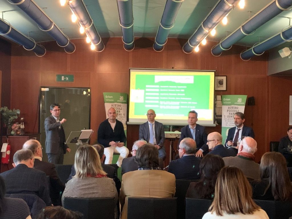 AIRES-Convegno Legambiente-piccoli RAEE